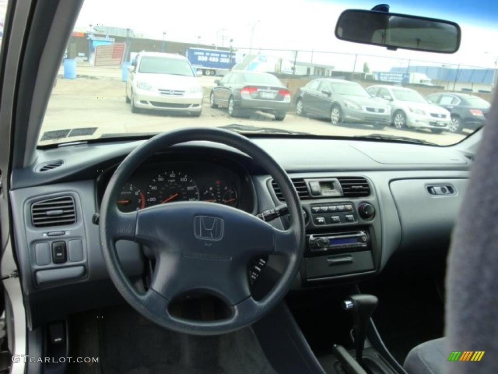 2000 Accord LX Sedan - Satin Silver Metallic / Lapis photo #10