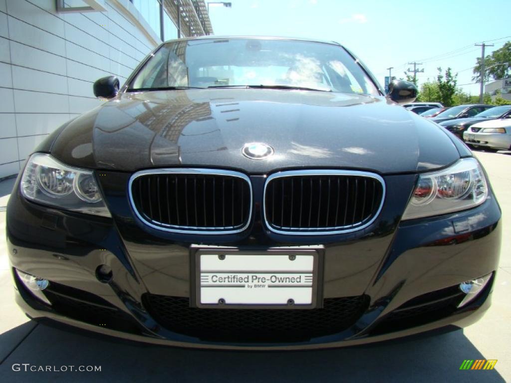 2010 3 Series 328i xDrive Sedan - Black Sapphire Metallic / Black photo #2