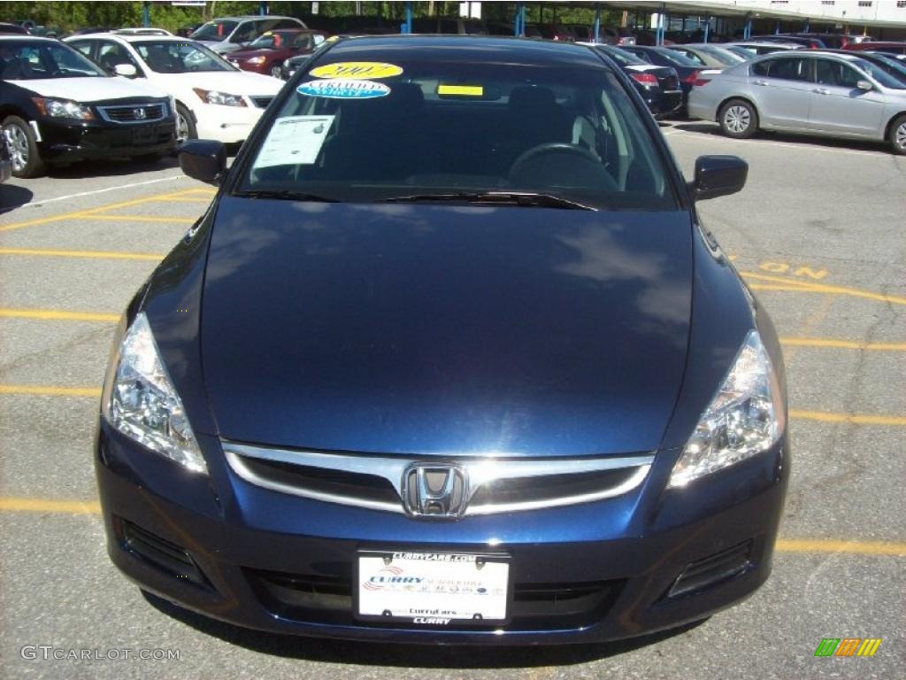 2007 Accord LX Sedan - Royal Blue Pearl / Gray photo #3