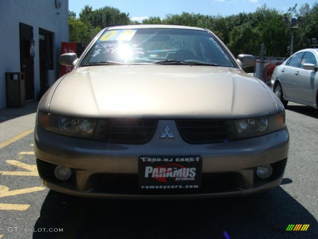 2002 Galant ES - Bodega Beige Pearl / Tan photo #2