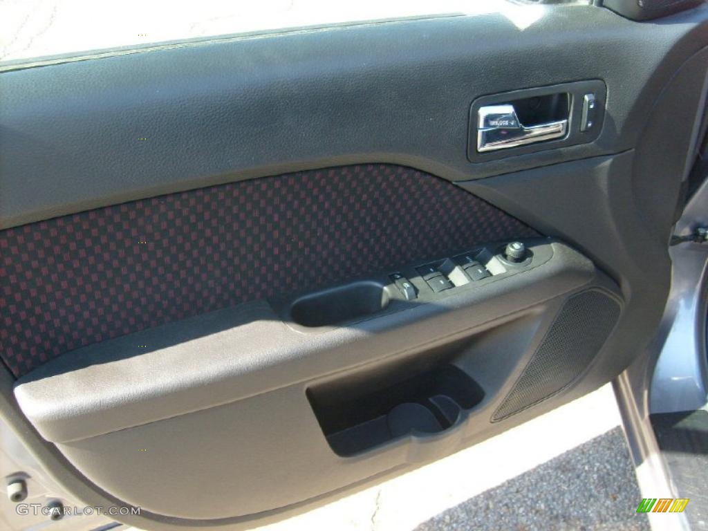 2007 Fusion SE - Tungsten Grey Metallic / Charcoal Black photo #12