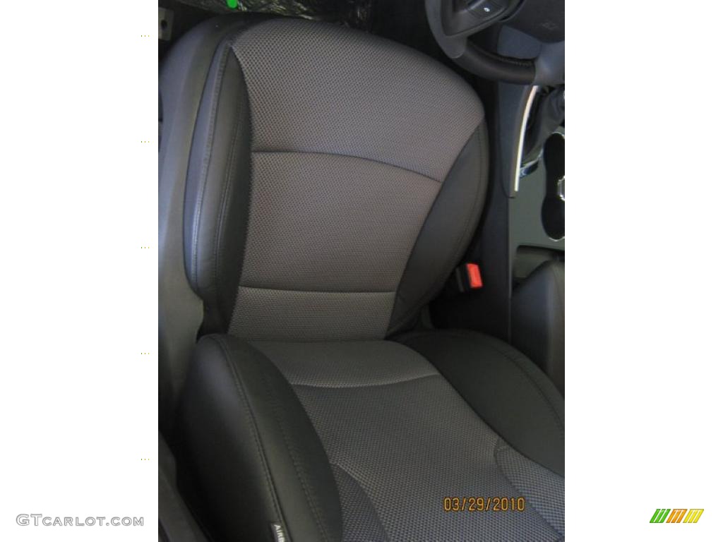2011 Sonata SE - Venetian Red / Black photo #13