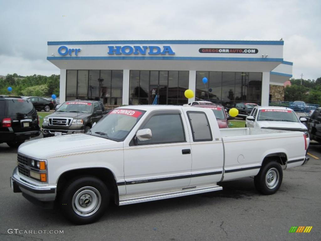 1989 C/K 2500 C2500 Extended Cab - White / Red photo #1