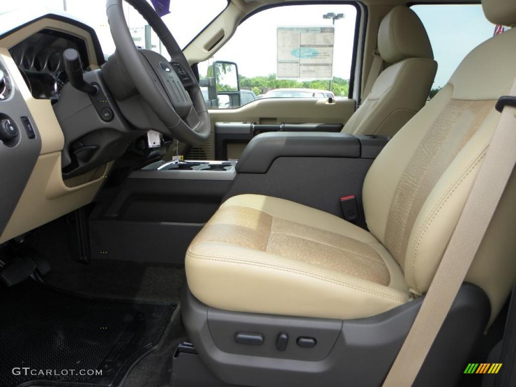 2011 F250 Super Duty Lariat Crew Cab 4x4 - White Platinum Metallic Tri-Coat / Adobe Two Tone Leather photo #18