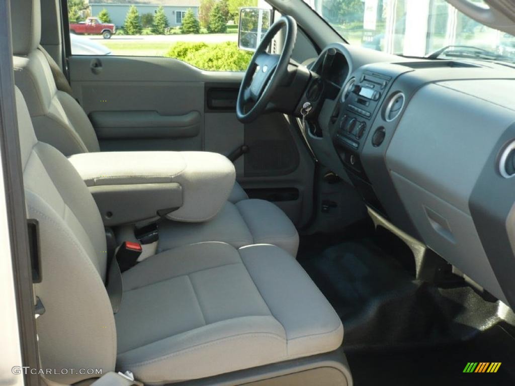 2006 F150 XL SuperCab - Silver Metallic / Tan photo #5