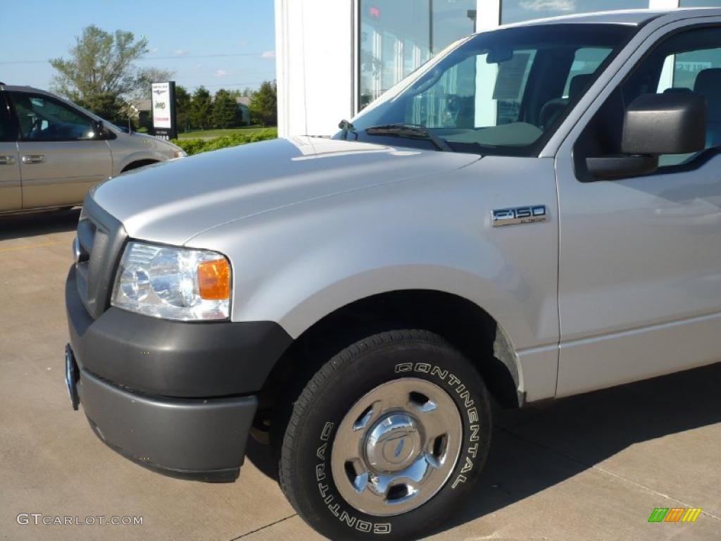 2006 F150 XL SuperCab - Silver Metallic / Tan photo #6