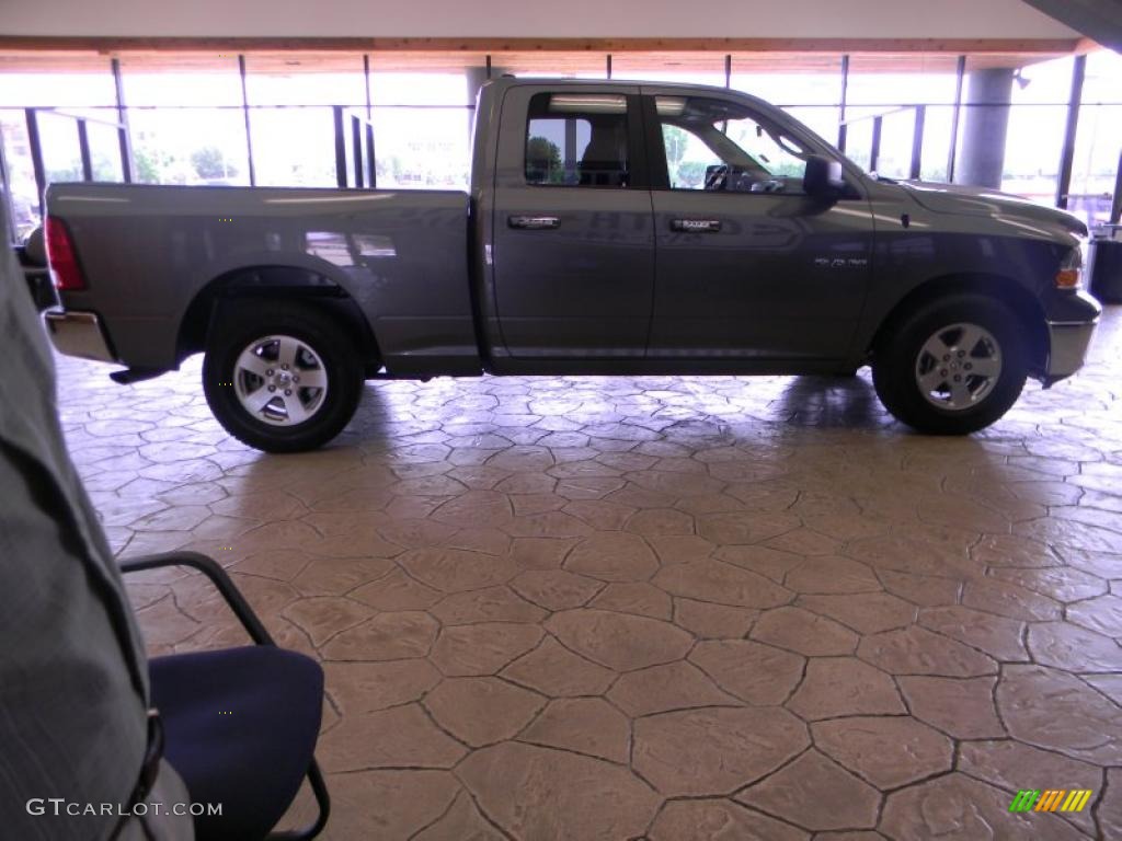 2010 Ram 1500 SLT Quad Cab - Mineral Gray Metallic / Dark Slate/Medium Graystone photo #11