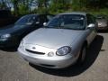 1997 Silver Frost Pearl Ford Taurus GL  photo #5