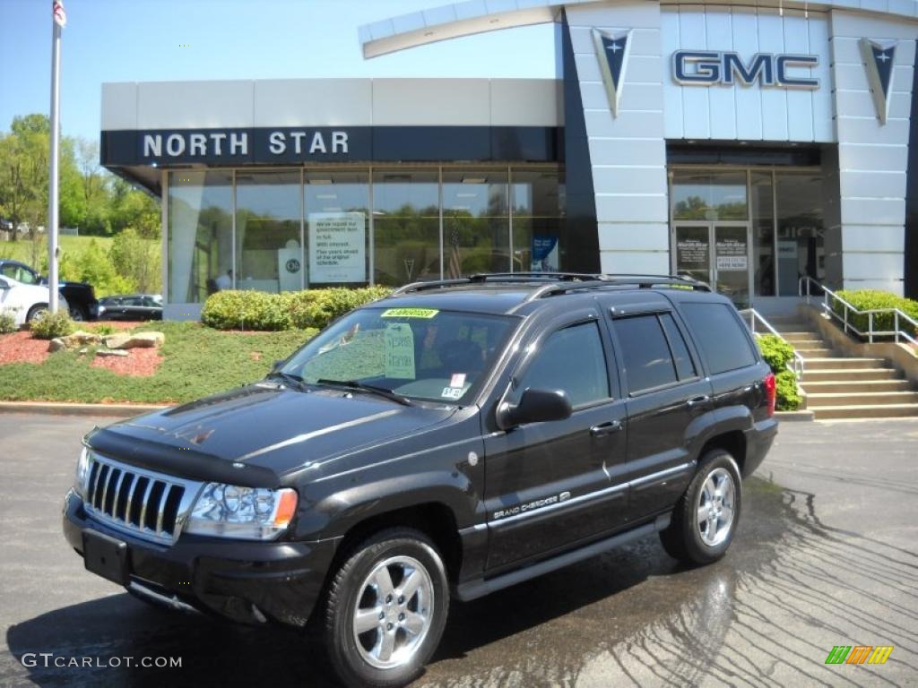 2004 Grand Cherokee Overland 4x4 - Brillant Black Crystal Pearl / Dark Slate Gray photo #1