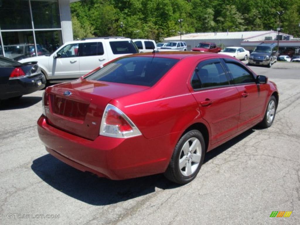 2008 Fusion SE - Redfire Metallic / Charcoal Black photo #2