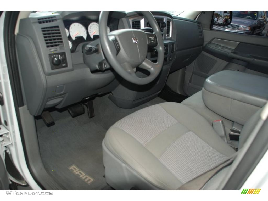 2007 Ram 1500 ST Quad Cab - Bright White / Medium Slate Gray photo #29