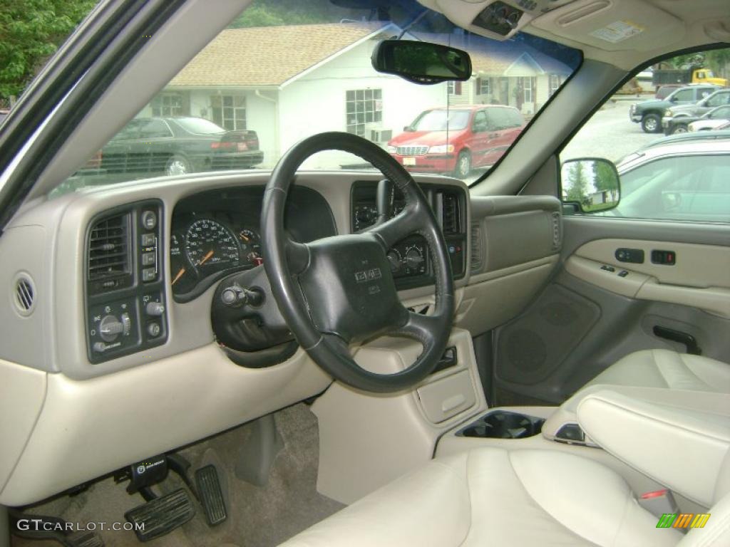 2002 Yukon XL 2500 SLT 4x4 - Summit White / Neutral/Shale photo #14