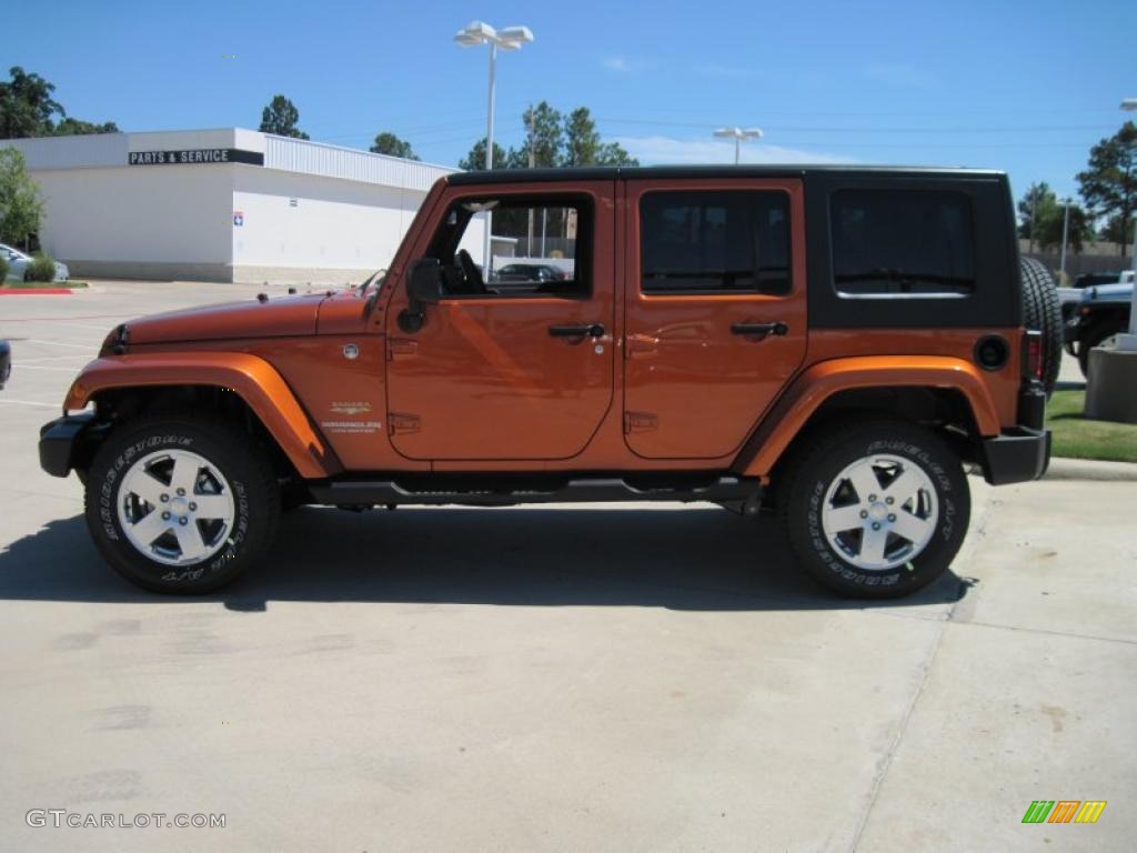 2010 Wrangler Unlimited Sahara 4x4 - Mango Tango Pearl / Dark Slate Gray/Medium Slate Gray photo #3