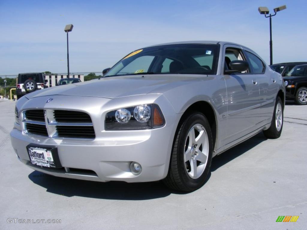 Bright Silver Metallic Dodge Charger