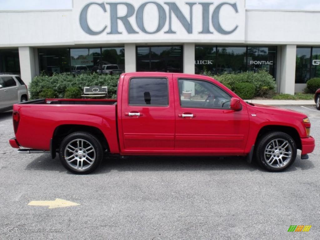 Victory Red Chevrolet Colorado