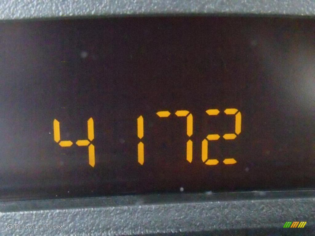 2010 Colorado LT Crew Cab - Victory Red / Ebony/Light Cashmere photo #25