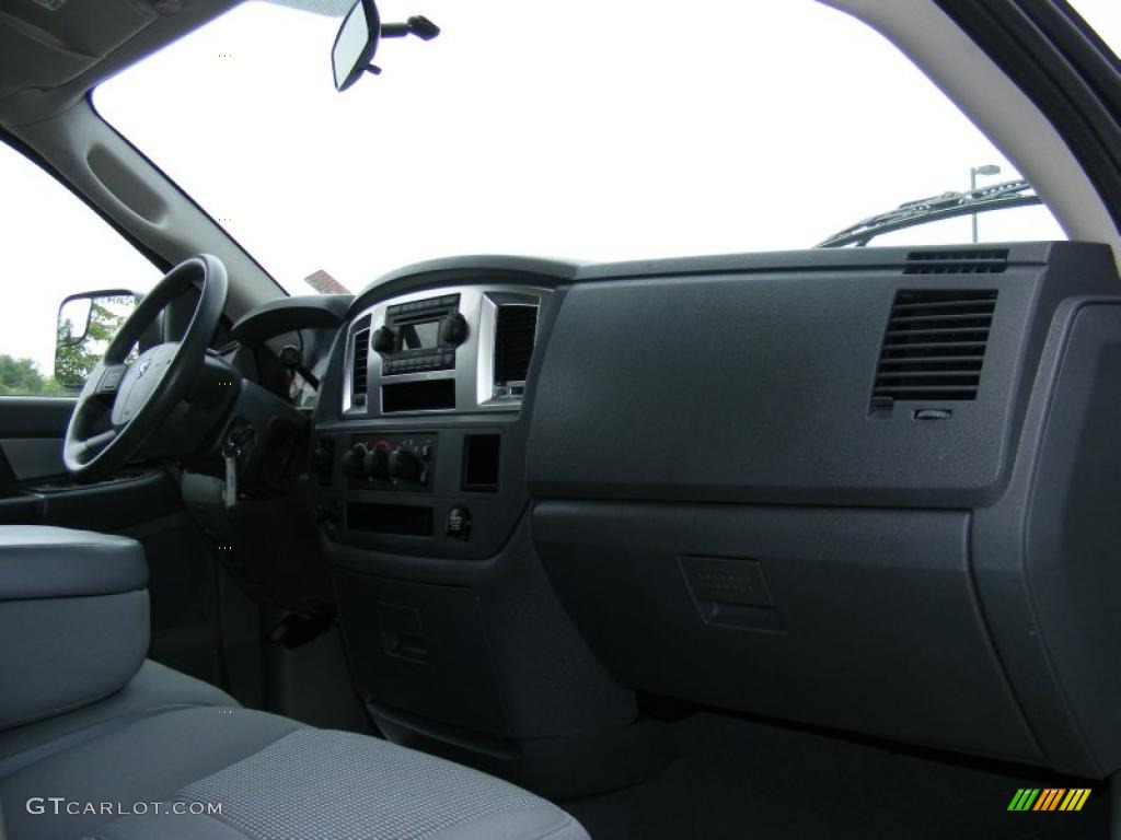 2007 Ram 1500 SLT Quad Cab 4x4 - Mineral Gray Metallic / Medium Slate Gray photo #18