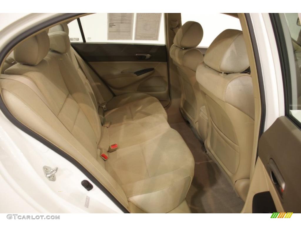 2007 Civic LX Sedan - Taffeta White / Ivory photo #20