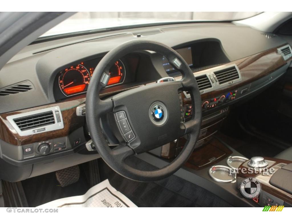 2003 7 Series 745i Sedan - Titanium Silver Metallic / Black/Black photo #13