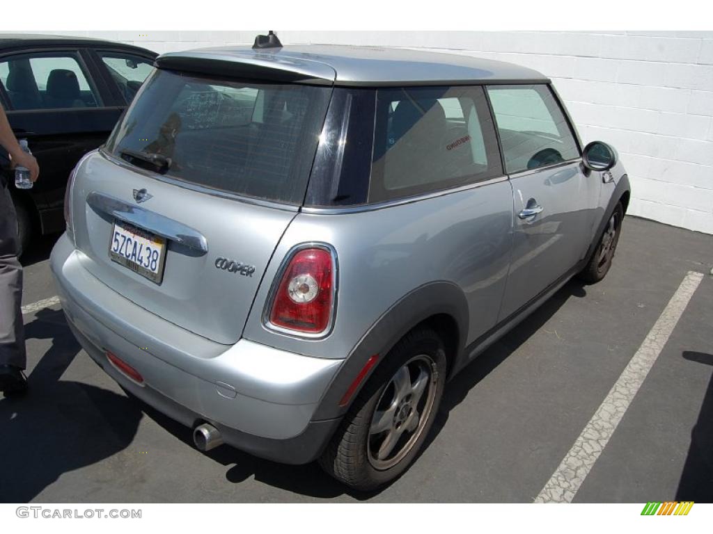 2007 Cooper Hardtop - Sparkling Silver Metallic / Grey/Carbon Black photo #5