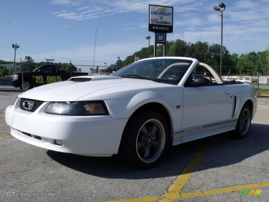 2001 Mustang GT Convertible - Oxford White / Medium Parchment photo #1