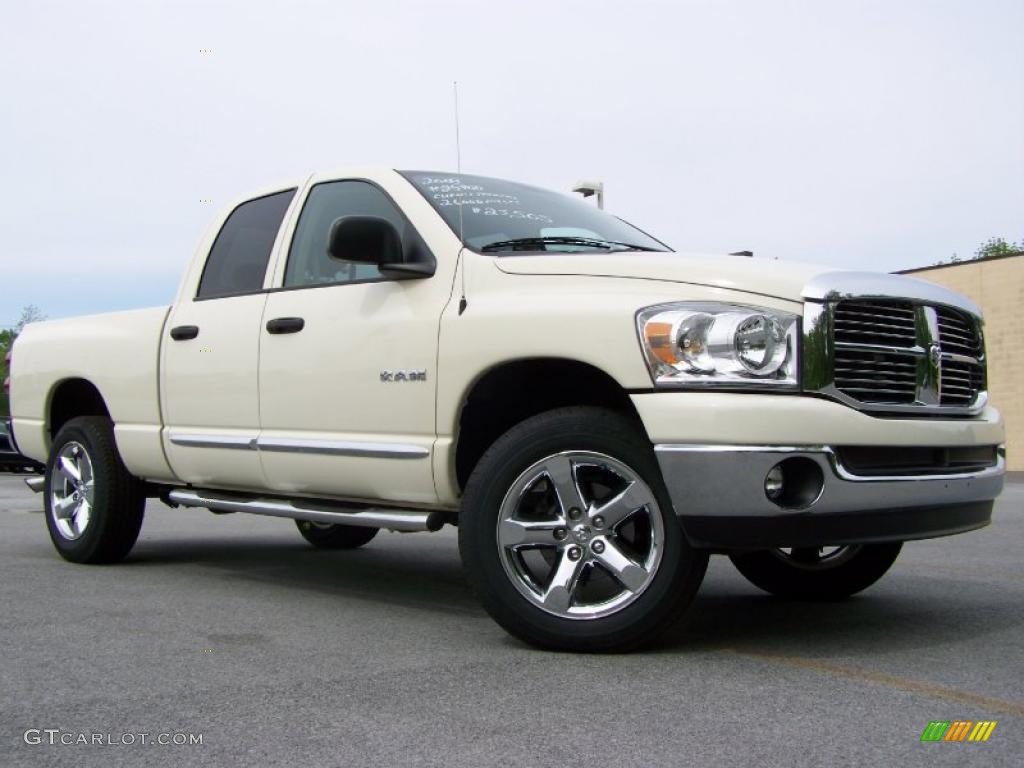 2008 Ram 1500 Big Horn Edition Quad Cab 4x4 - Cool Vanilla White / Medium Slate Gray photo #1