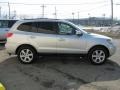 Bright Silver - Santa Fe SE 4WD Photo No. 4