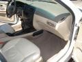 2001 Vibrant White Ford Taurus SEL  photo #22