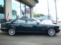 British Racing Green - XJ XJ8 Photo No. 4