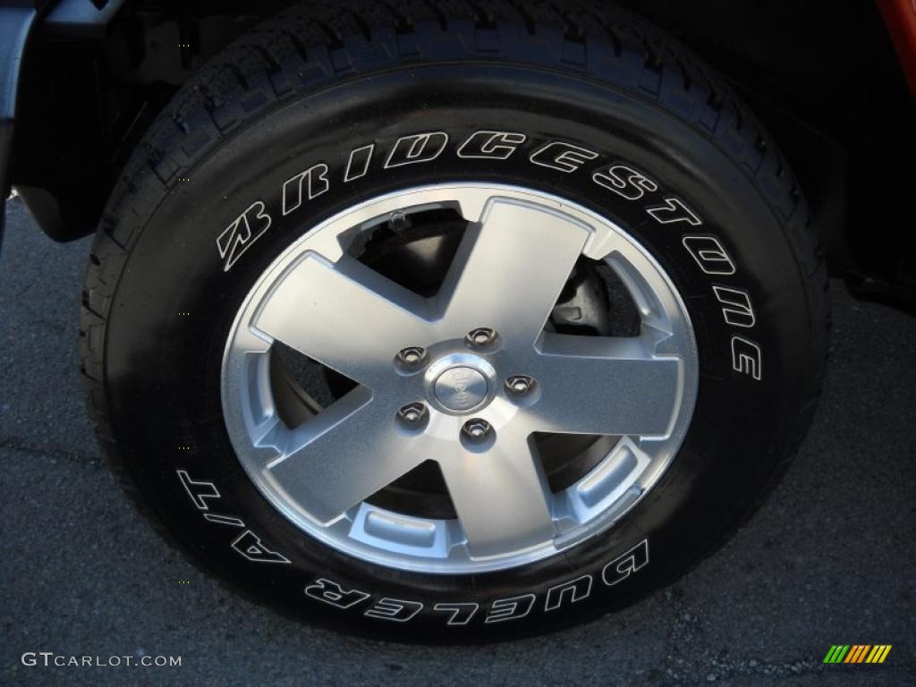 2009 Wrangler Sahara 4x4 - Sunburst Orange Pearl Coat / Dark Slate Gray/Medium Slate Gray photo #16