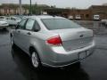 2010 Ingot Silver Metallic Ford Focus SE Sedan  photo #5