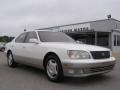 Diamond White Pearl - LS 400 Photo No. 1