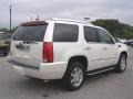 White Diamond - Escalade AWD Photo No. 3
