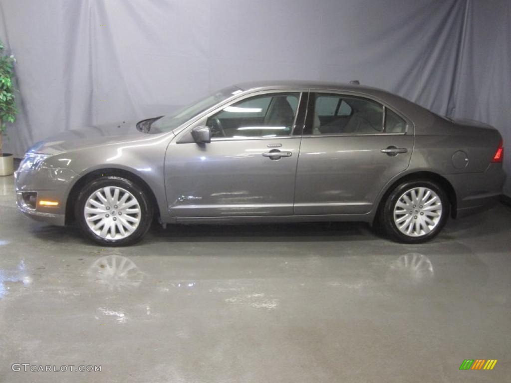 2010 Fusion Hybrid - Brilliant Silver Metallic / Medium Light Stone photo #2