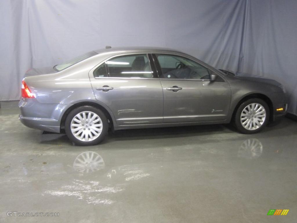 2010 Fusion Hybrid - Brilliant Silver Metallic / Medium Light Stone photo #4
