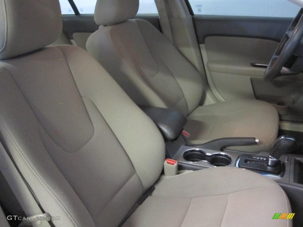 2010 Fusion Hybrid - Brilliant Silver Metallic / Medium Light Stone photo #12