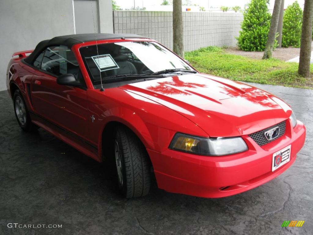 2003 Mustang V6 Convertible - Torch Red / Dark Charcoal photo #4