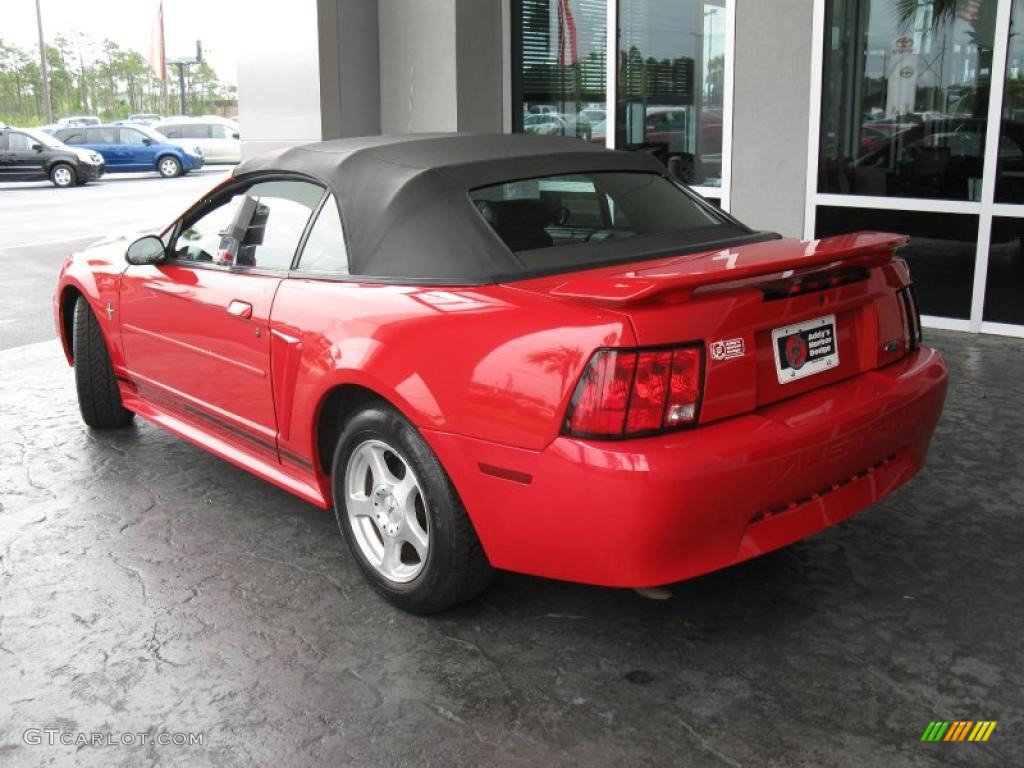 2003 Mustang V6 Convertible - Torch Red / Dark Charcoal photo #7