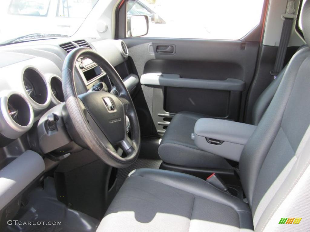 2004 Element LX AWD - Sunset Orange Pearl / Black photo #17