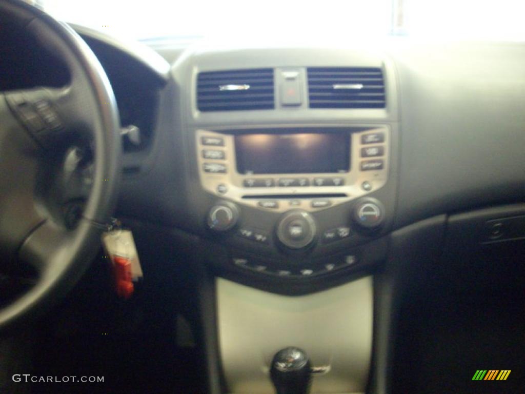 2006 Accord EX-L Sedan - Alabaster Silver Metallic / Black photo #10