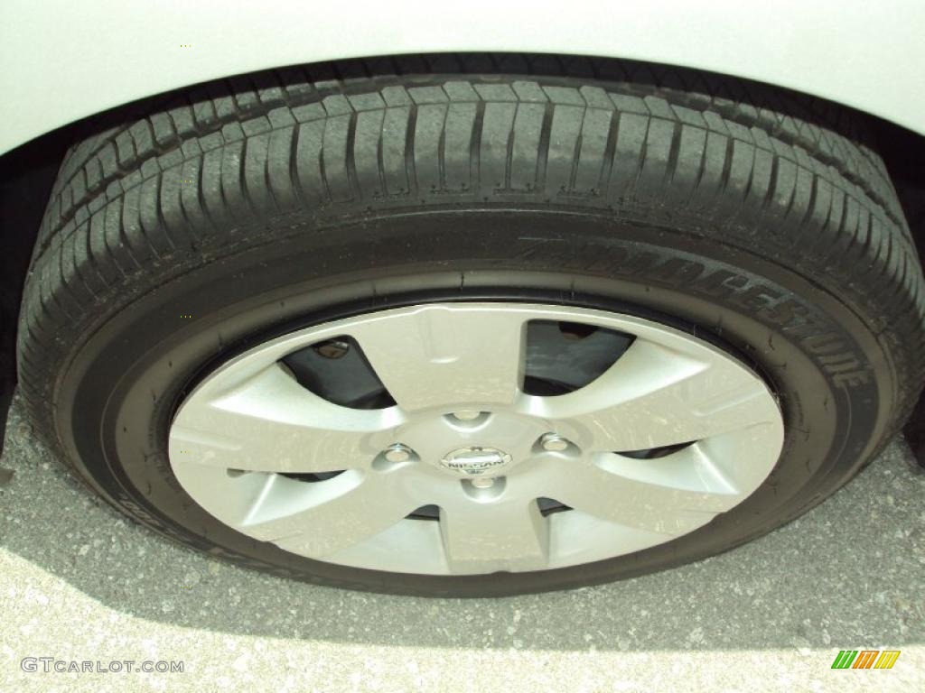 2009 Sentra 2.0 - Brilliant Silver / Charcoal photo #14