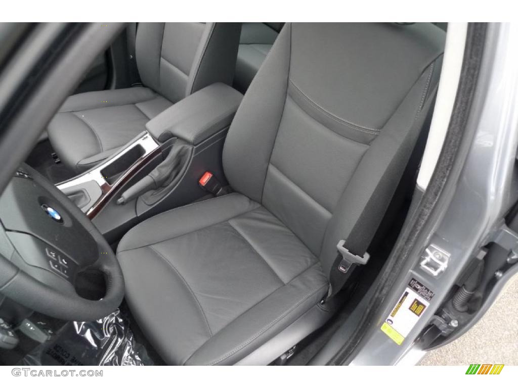 2010 3 Series 328i xDrive Sedan - Space Gray Metallic / Black photo #26