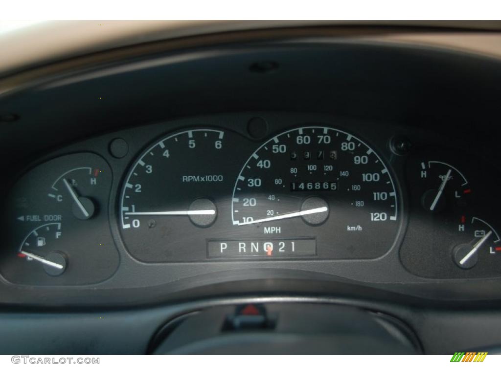 1998 Explorer XLT 4x4 - Ebony Black / Medium Prairie Tan photo #25