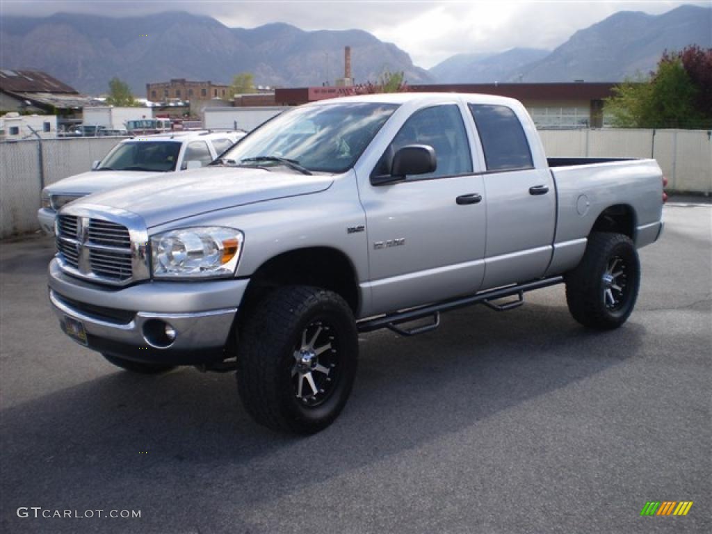 2008 Ram 1500 SLT Quad Cab 4x4 - Bright Silver Metallic / Medium Slate Gray photo #1