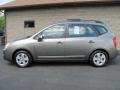 2009 Titanium Gray Kia Rondo LX  photo #9