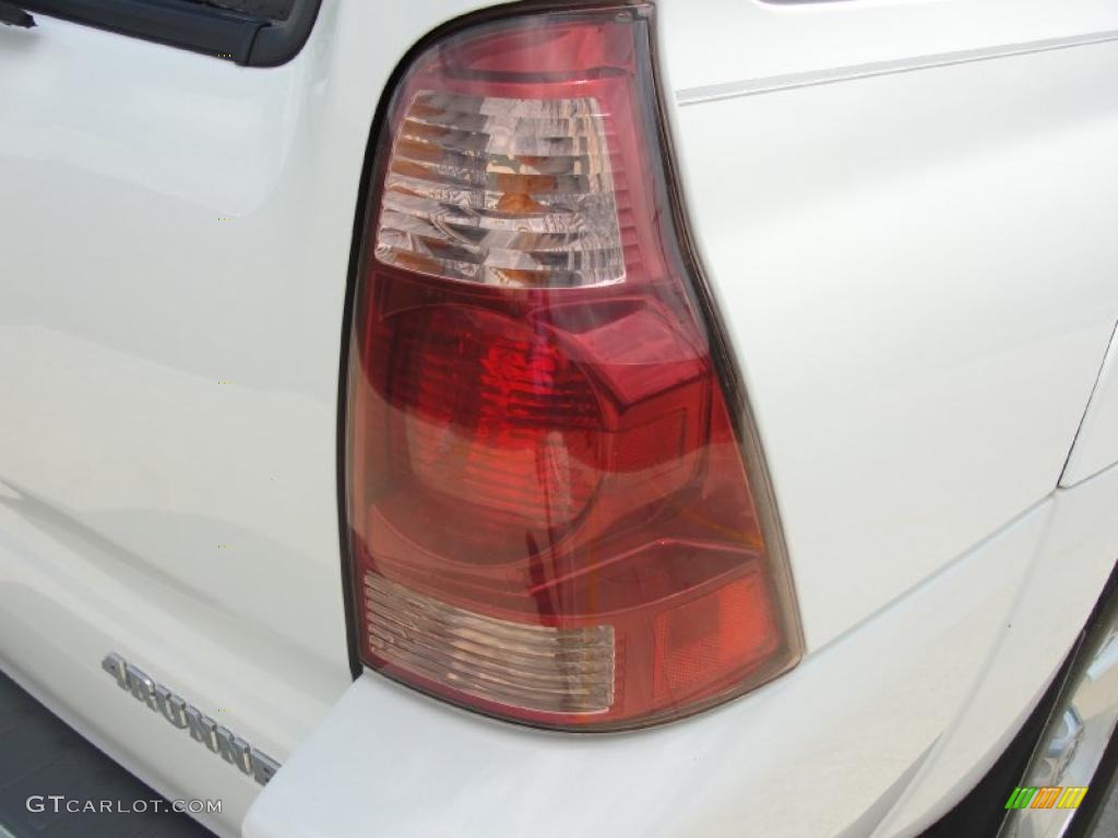 2004 4Runner SR5 - Natural White / Taupe photo #19