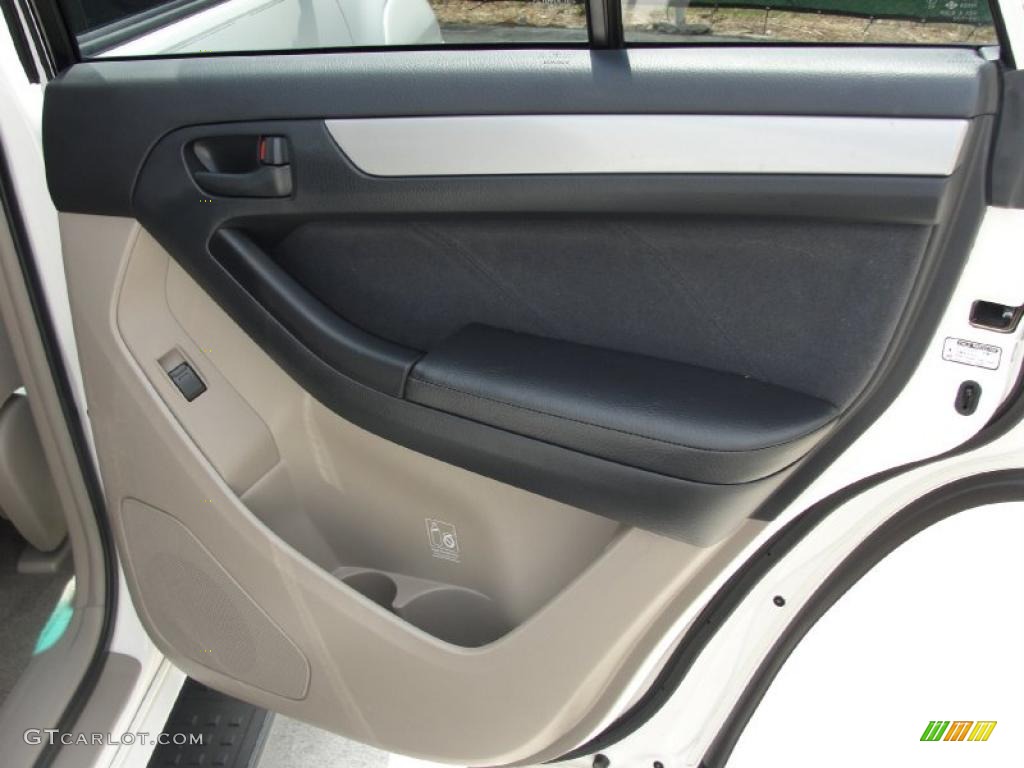 2004 4Runner SR5 - Natural White / Taupe photo #28