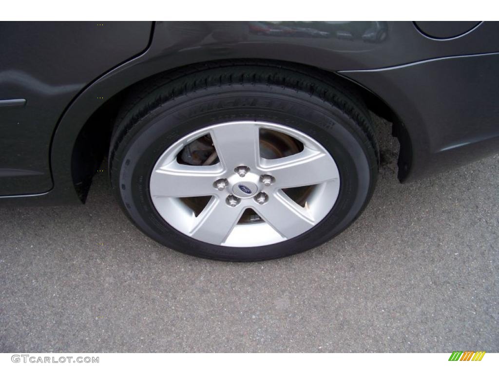 2007 Fusion SE V6 AWD - Alloy Metallic / Light Stone photo #9