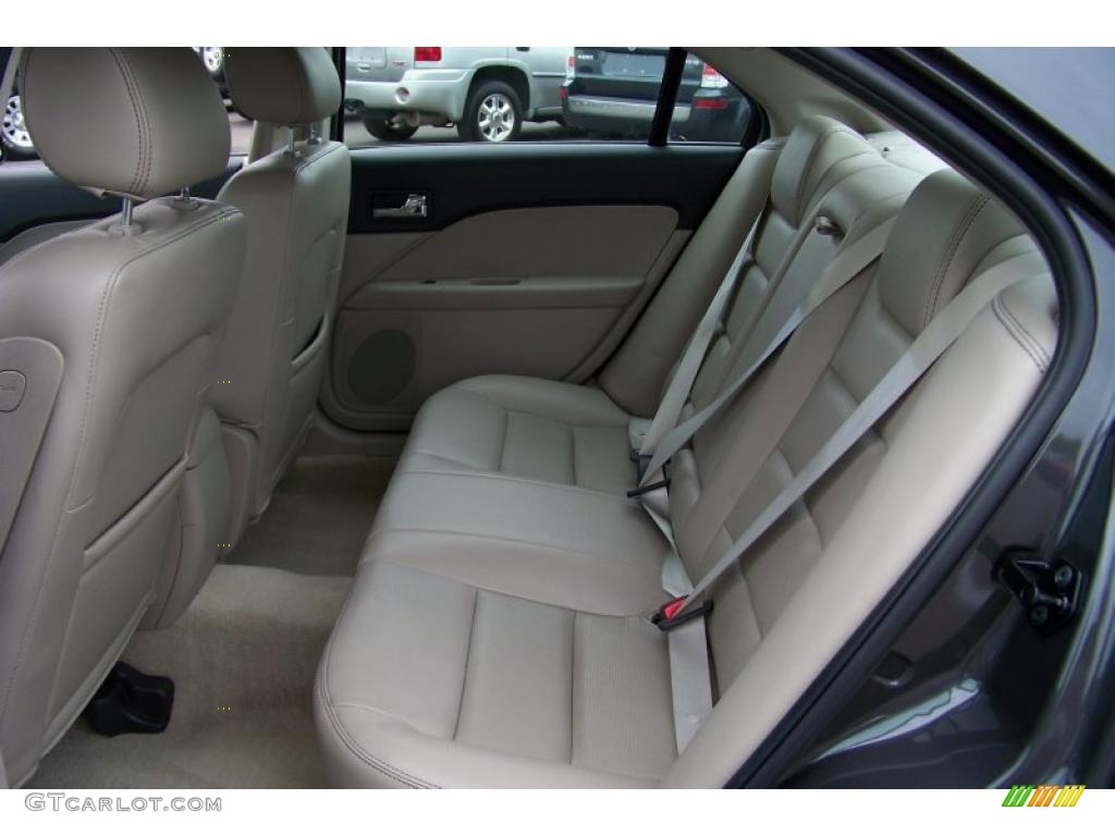 2007 Fusion SE V6 AWD - Alloy Metallic / Light Stone photo #16