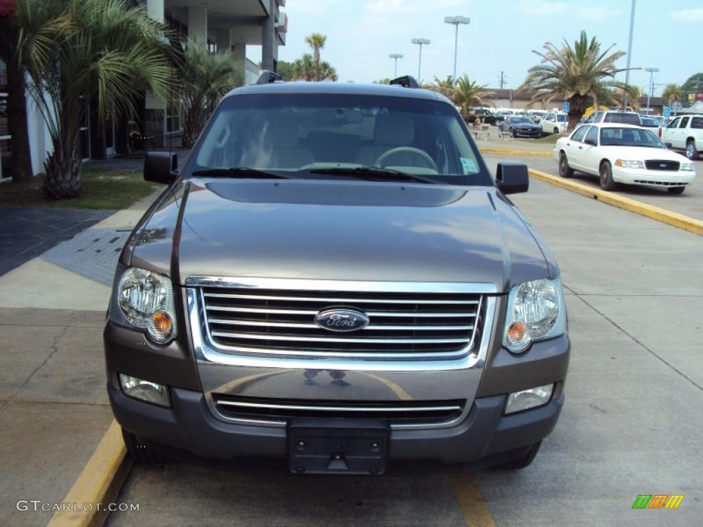 2006 Explorer XLT - Silver Birch Metallic / Camel photo #6